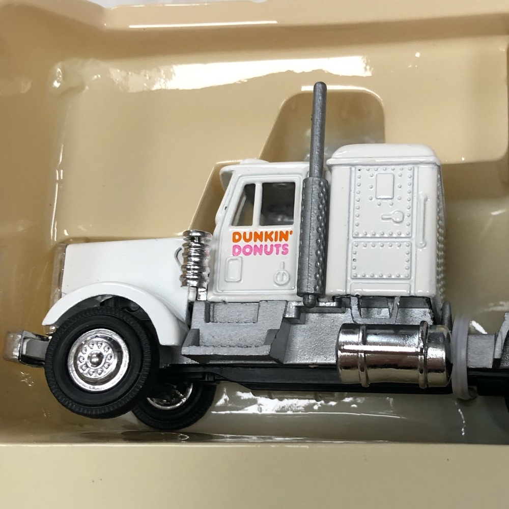 1995 Dunkin Donuts Tractor & Trailer